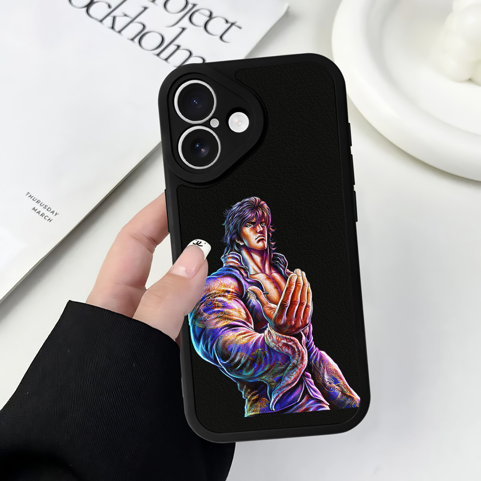 （画像用） 北斗の拳 Fist of the North Star 【iPhone 16シリーズ対応】シリコンスマホケース（レザー調） 材質：シリコン